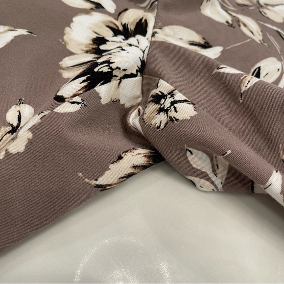 NWOT! J.Jill Woman’s Floral Print Pants w. Elastic Waistband - Picture 5 of 16